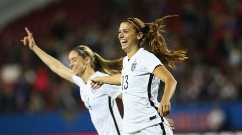 Team USA's Alex Morgan Scored One of the Most Incredible Goals of the Year | GQ