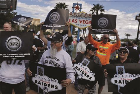 Oakland fans: Raiders ‘lost them forever’ with Las Vegas vote | News ...