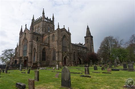 Dunfermline Abbey, Where Scottish Kings Sleep Eternal - Traveling Savage