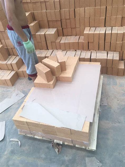 50 Tons Fireclay Bricks To UK - News - Zibo Jucos Co.,Ltd