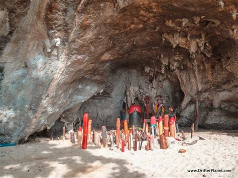 Phra Nang Beach, Krabi: Travel Guide for Thailand's Beautiful Cave ...