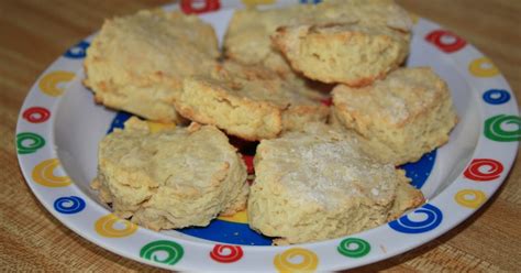 Be Thou Exalted: Pioneer Woman - Buttermilk Biscuits