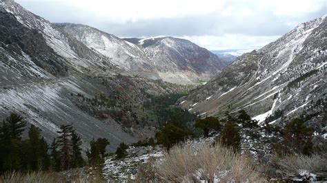 Driving Through The Snowy Sierra Nevada Mountains - Snow Sierra ...