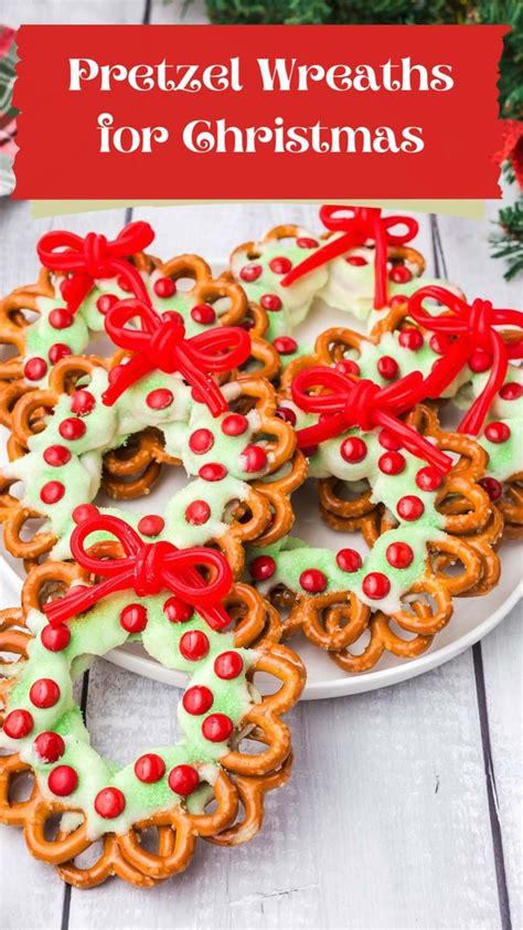 Pretzel Wreaths for Christmas | Christmas treats, Christmas snacks, Christmas desserts