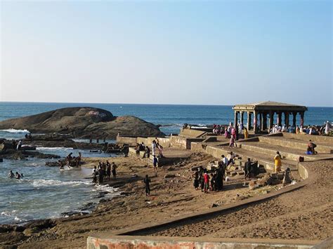 Tamilnadu Tourism: Devi Kanyakumari Temple (Bhagavathy Amman Temple), Kanyakumari