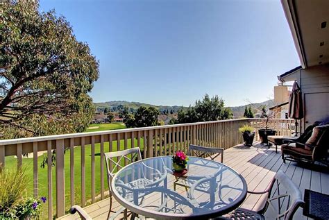 4-bedroom Moraga Country Club home offers unobstructed views from tee to green