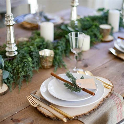 Festive Place settings Christmas table ideas Christmas Table decor ...