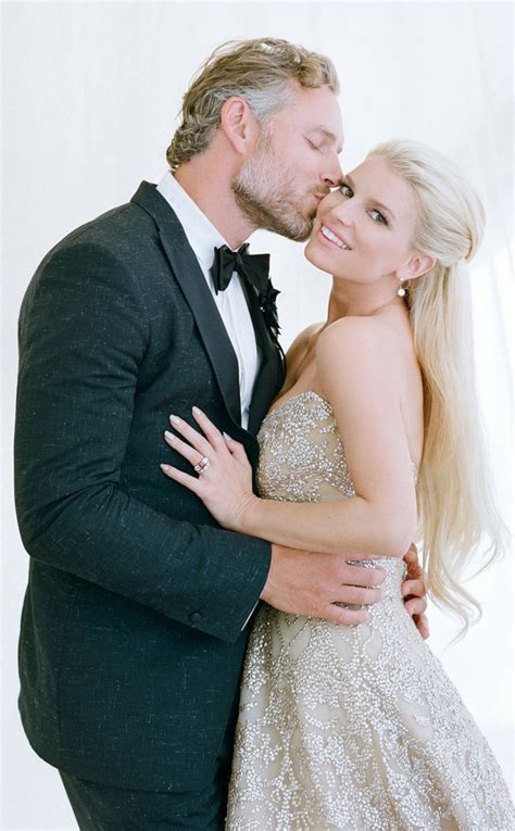 Jessica Simpson & Eric Johnson from Best Celebrity Wedding Photos | E! News