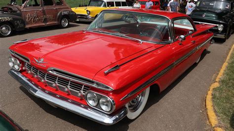 Red the Most Popular Color at MSRA’s Back to the 50s Classic Car Show