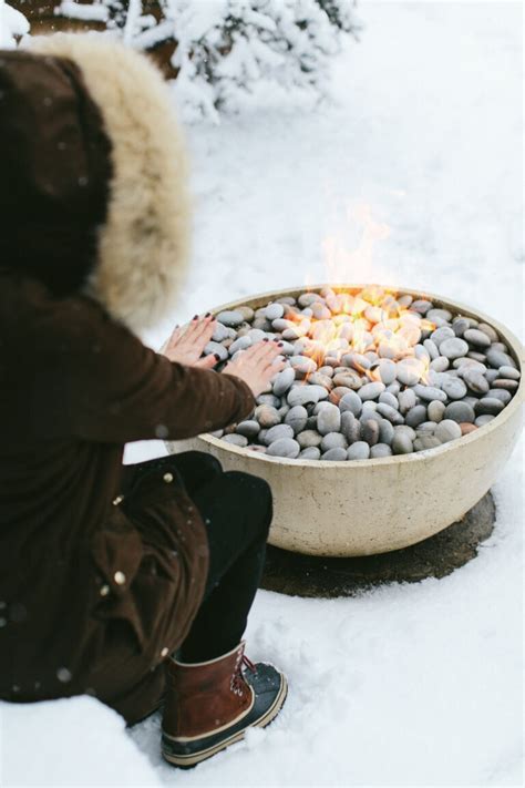 Taking Advantage of Your Fire Pit in Winter | Dekko