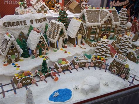 92 best images about Gingerbread House Village Scenes on Pinterest ...