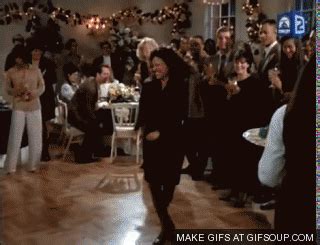 elaine-seinfeld-dance-o.gif (320×245) | Seinfeld, Elaine dance, Summer gif