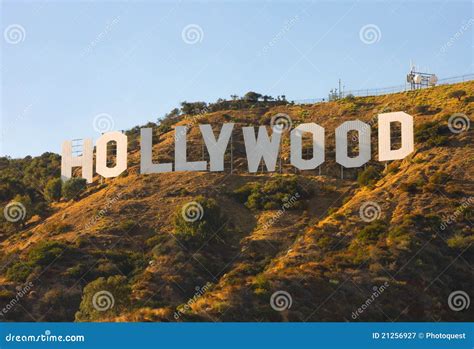 Hollywood Sign at sunset editorial photography. Image of place - 21256927