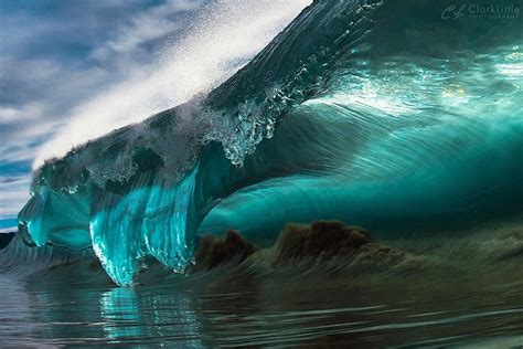 Clark Little Photography, Hawaii - Beautiful Shorebreak | Ocean waves photography, Clark little ...