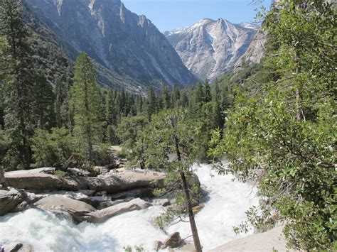 The Spectacular Kings Canyon National Park - Wandering But Not Lost