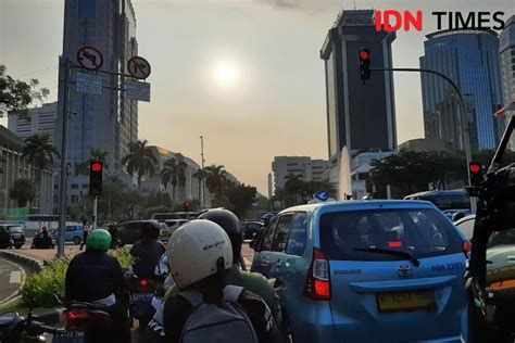 4 Lampu Merah Terlama di Indonesia, Ada yang Sampai 12 Menit