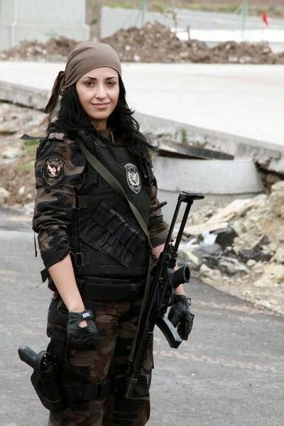 Pakistani Female Commandos | Siasat.pk Forums