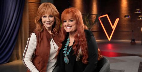 'The Voice': Reba + Wynonna Have Sweet Moment While Coaching