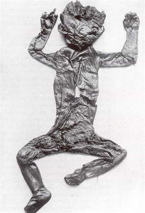 14 Strange and Gruesome Facts About Bog Bodies (Page 3)