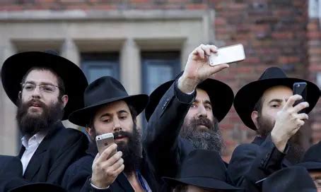 Widespread support for Trump among US Hasidim - Israel National News