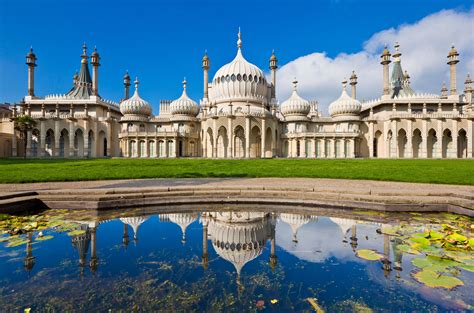 This stunning building proves that England is one of the most luxurious ...