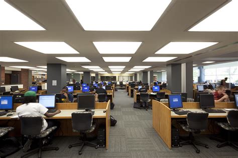 American River College Library | Lionakis