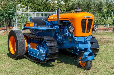 The 1960 Lamborghini 3402 Is One Weird Looking Tractor in Gulf Livery - autoevolution