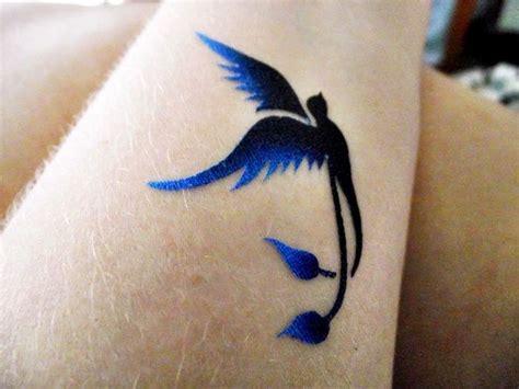 33 Minimalist Phoenix Tattoo Ideas | Scorpio Quotes