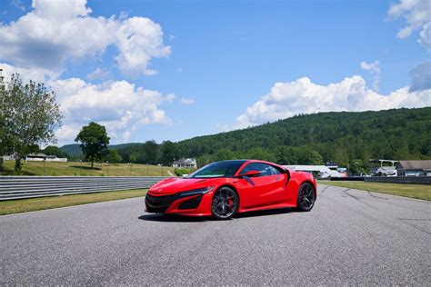 The Acura NSX is getting better with age - CNET