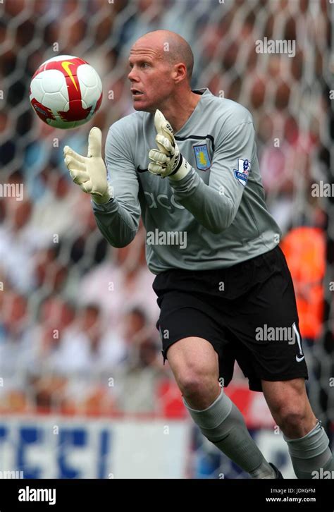 BRAD FRIEDEL ASTON VILLA FC BRITAINNIA STADIUM STOKE ENGLAND 23 August ...