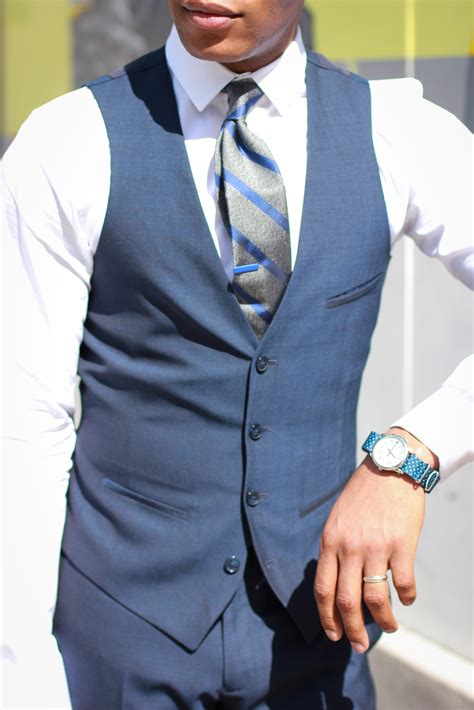 The Midnight Blue Suit 5 Ways With Bar III – Men’s Style Pro | Men’s ...