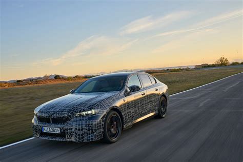 First drive: 2023 BMW i5 prototype | Autocar