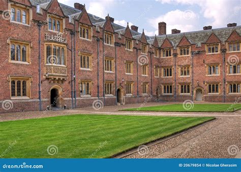 Cambridge University College Stock Photo - Image of outside, facility: 20679854