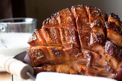 Honey Glazed Ham - The Kitchen Wife