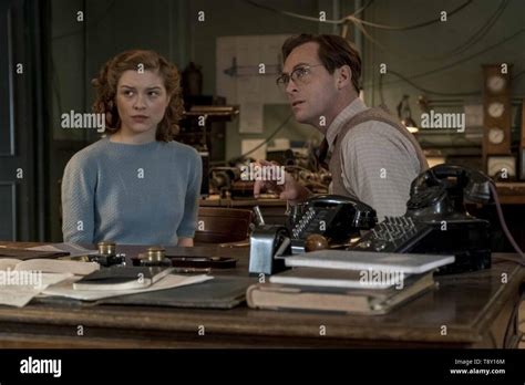 Red joan sophie cookson hi-res stock photography and images - Alamy