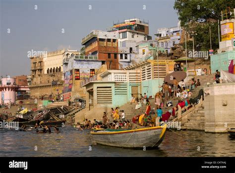 Ganges (Ganga) River, Varanasi, Uttar Pradesh, India Stock Photo - Alamy