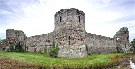 Pevensey Castle, East Sussex - Historic UK