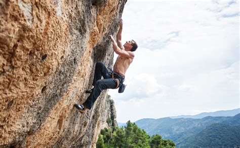 Should You Be Climbing in Jeans? All Signs Point to...