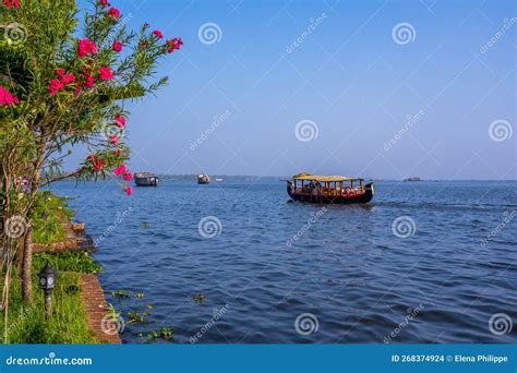 Beautiful Landscape with a House Boating in Marine Drive, Kochi, India ...