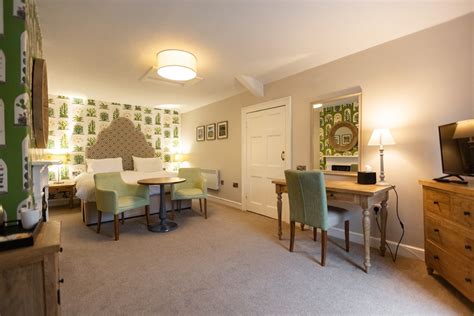 Nidd Hall Hotel Bedroom Cottage Room | Warner Hotels News