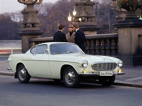 Volvo P1800 - Information and photos - MOMENTcar