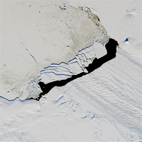 NASA Image of an Iceberg from Pine Island Glacier