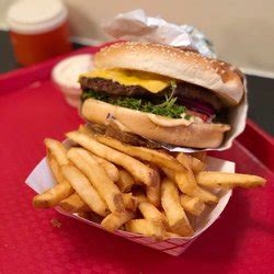 Best Hamburger Restaurants Near Me - August 2019: Find Nearby Hamburger Restaurants Reviews - Yelp