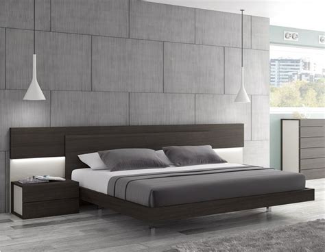 Maia Modern King Size Platform Bed