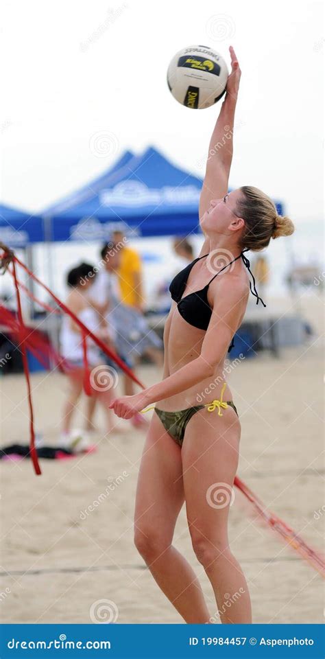 Female Beach Volleyball Spike Editorial Photography - Image: 19984457