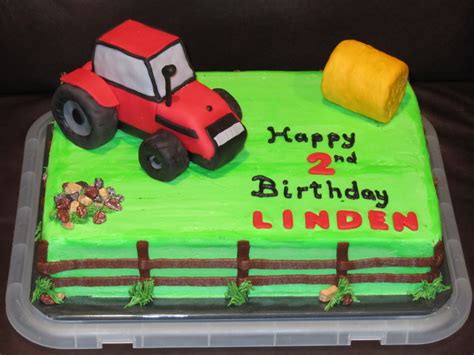 Red Tractor Cake - CakeCentral.com