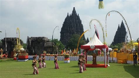 Cinta Bandung Bondowoso Vs Dendam Roro Jonggrang, Kisah Legenda di ...