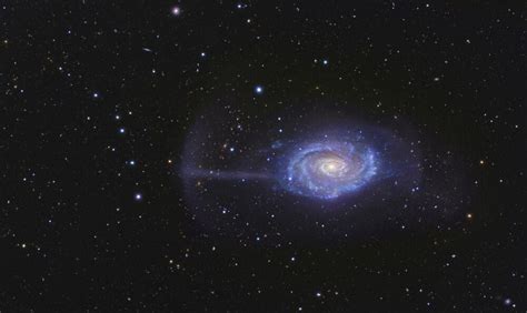 NGC 4651, the Umbrella Galaxy. Not even the star streams of a long lost ...