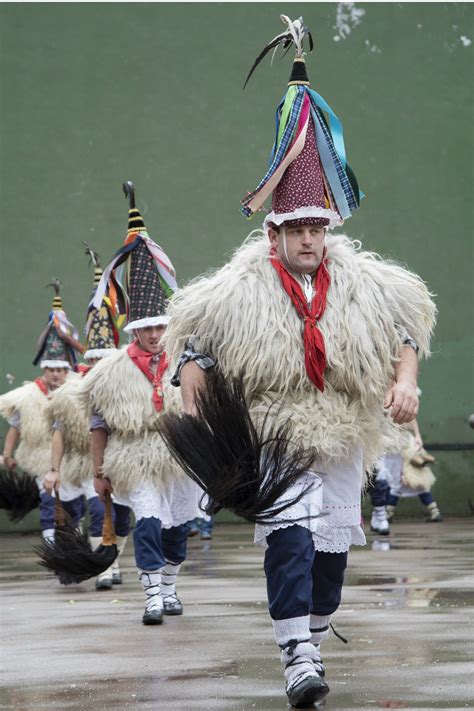 Smithsonian Showcases Basque Culture at the 2016 Folklife Festival | Smithsonian Institution