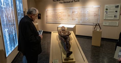 Texas museum has only permanent display of Shroud of Turin in U.S ...